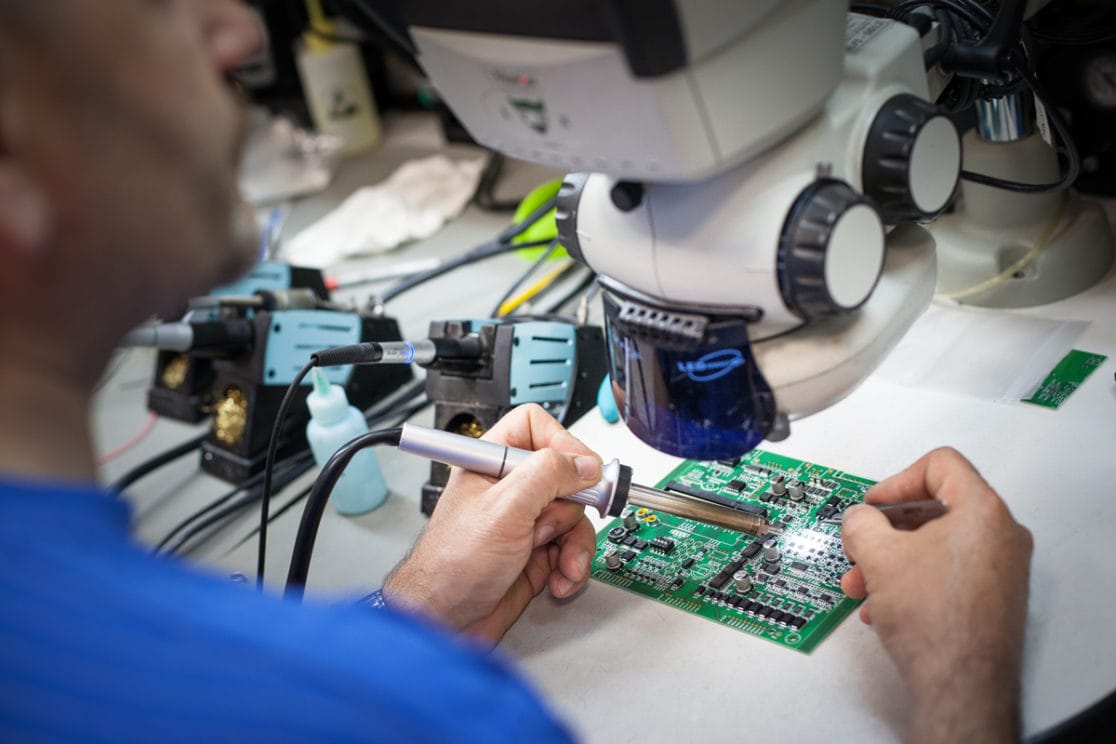 ITACAfreelance | fotografia del processo produttivo ELFI